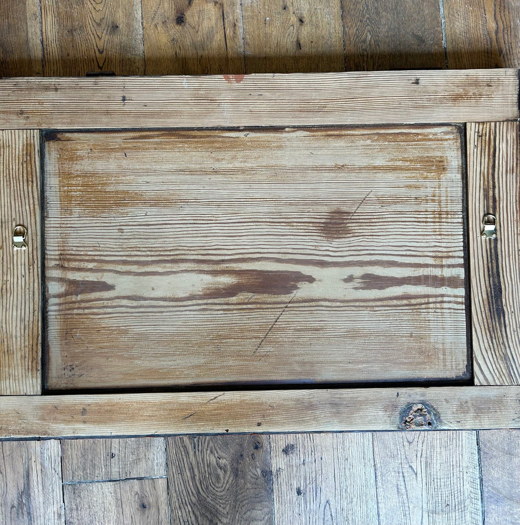 Reclaimed Door Hound Wallhanging