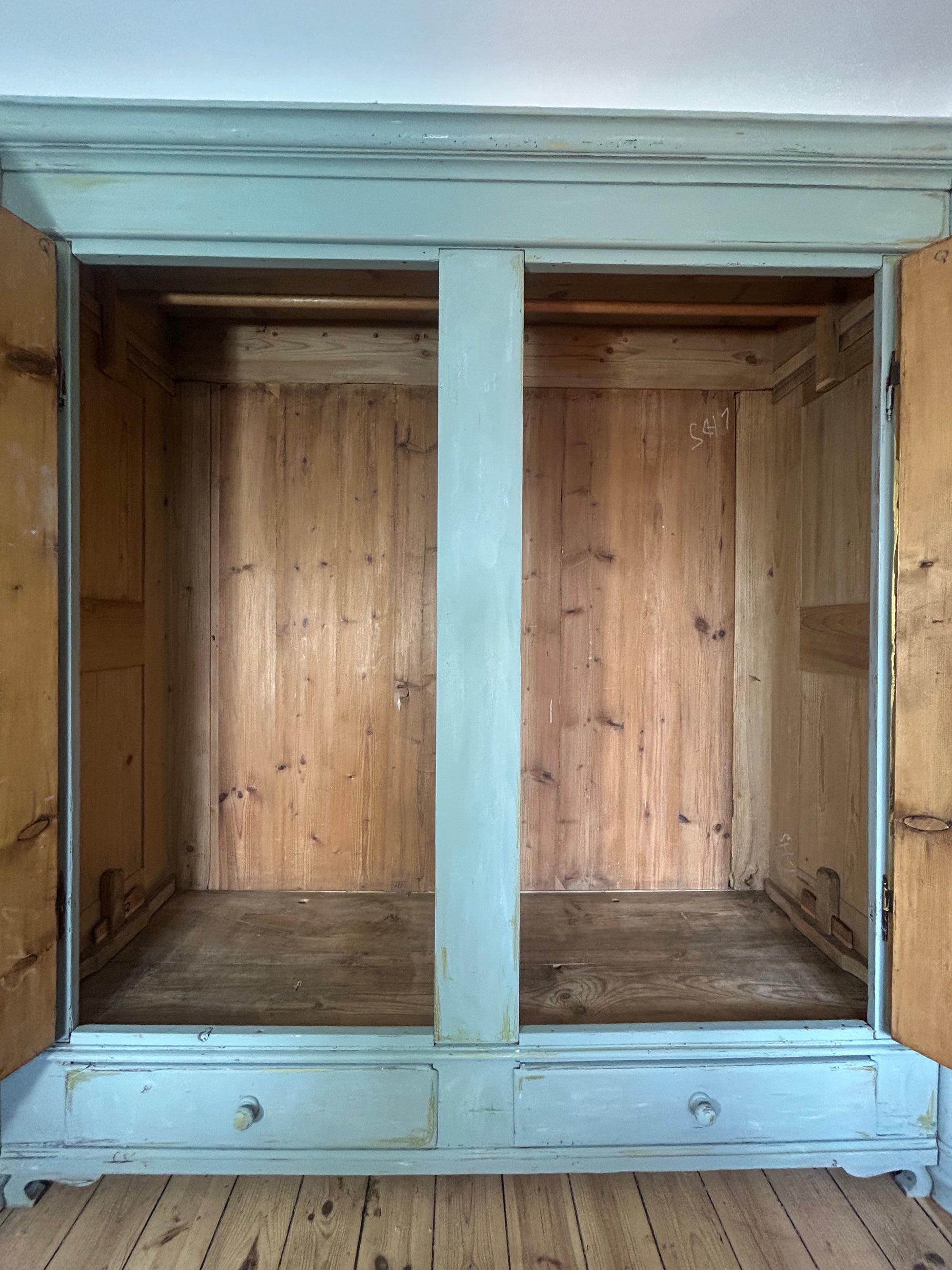 Large Vintage Painted Pine Double Wardrobe with Inlaid Chinoiserie