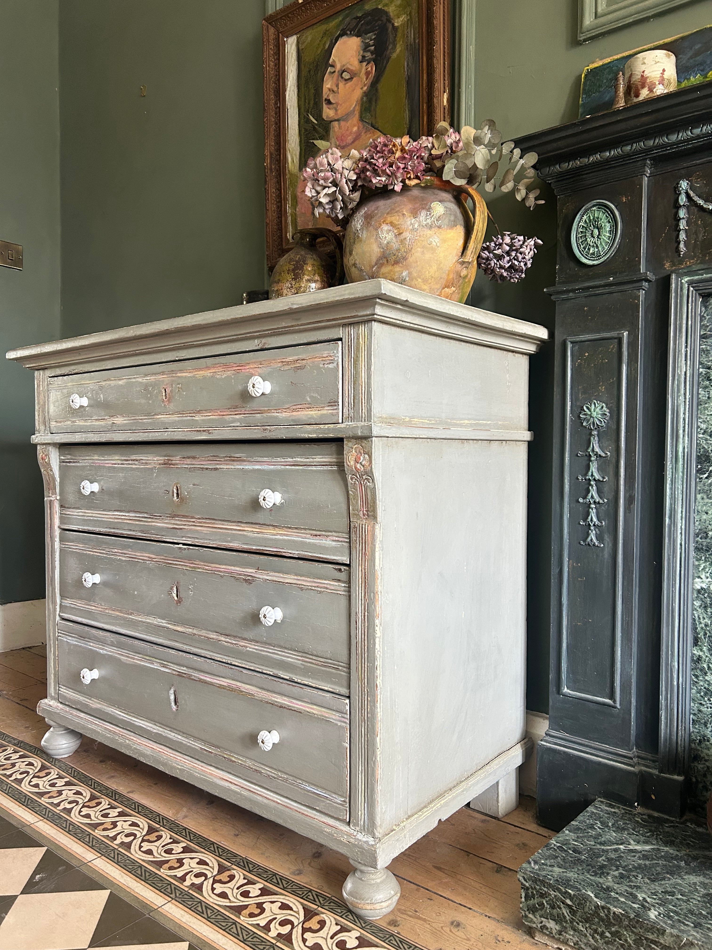 Vintage Painted Pine Chest of Drawers