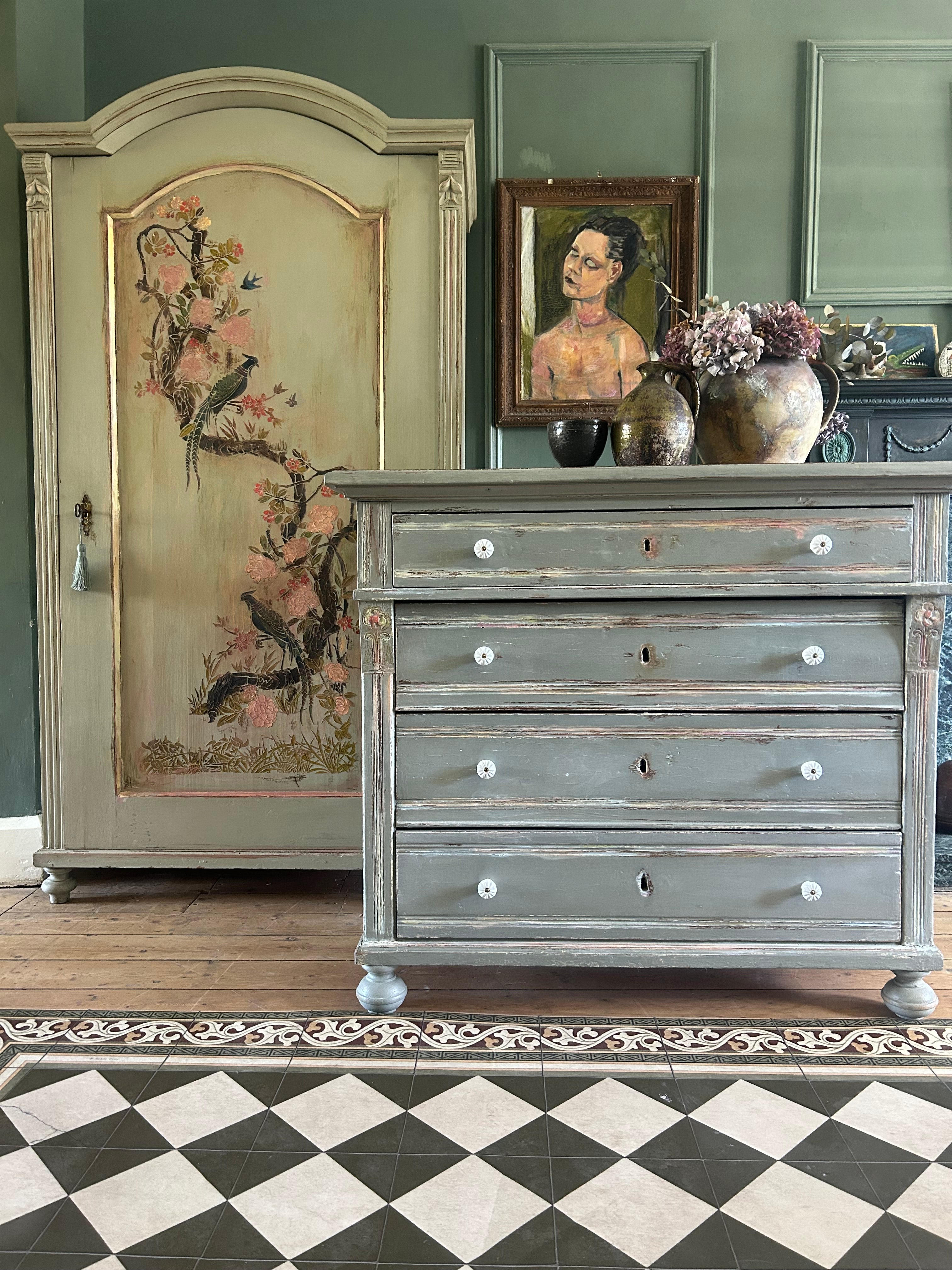 Vintage Painted Pine Chest of Drawers