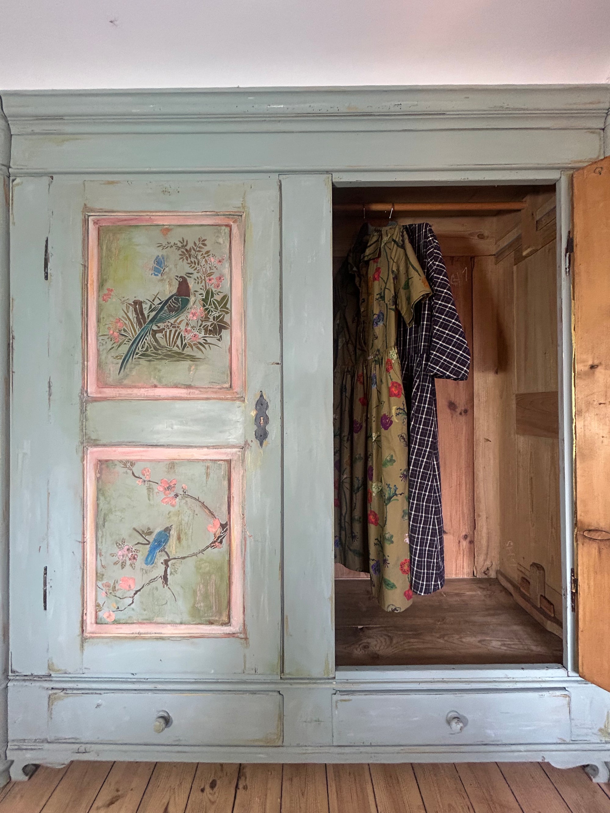 Large Vintage Painted Pine Double Wardrobe with Inlaid Chinoiserie
