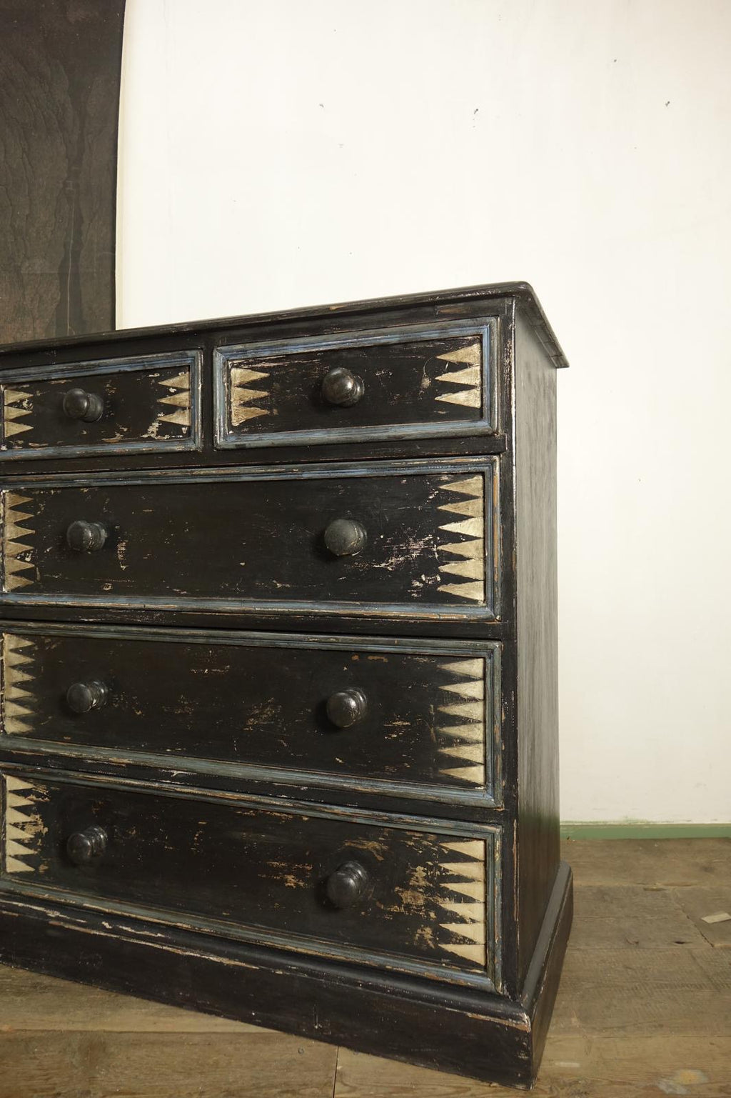 Vintage Folk Art Chest of Drawers