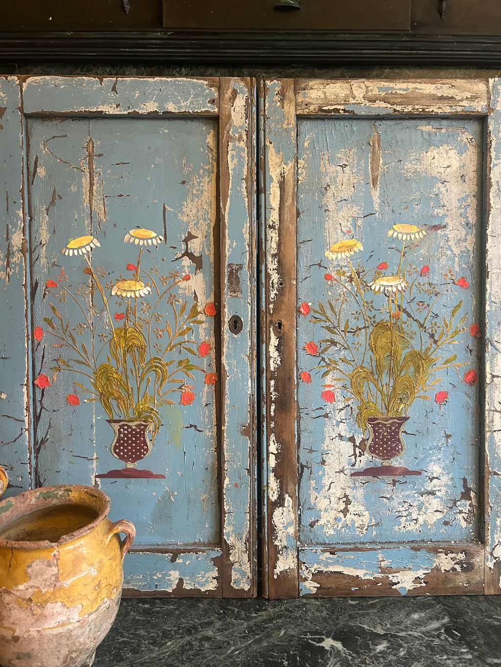 Reclaimed Door Hanging with Daisies